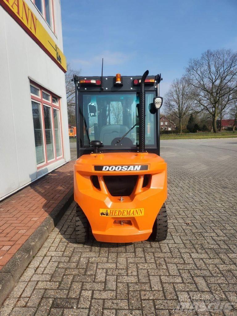 Doosan D30S-7 Chariots diesel
