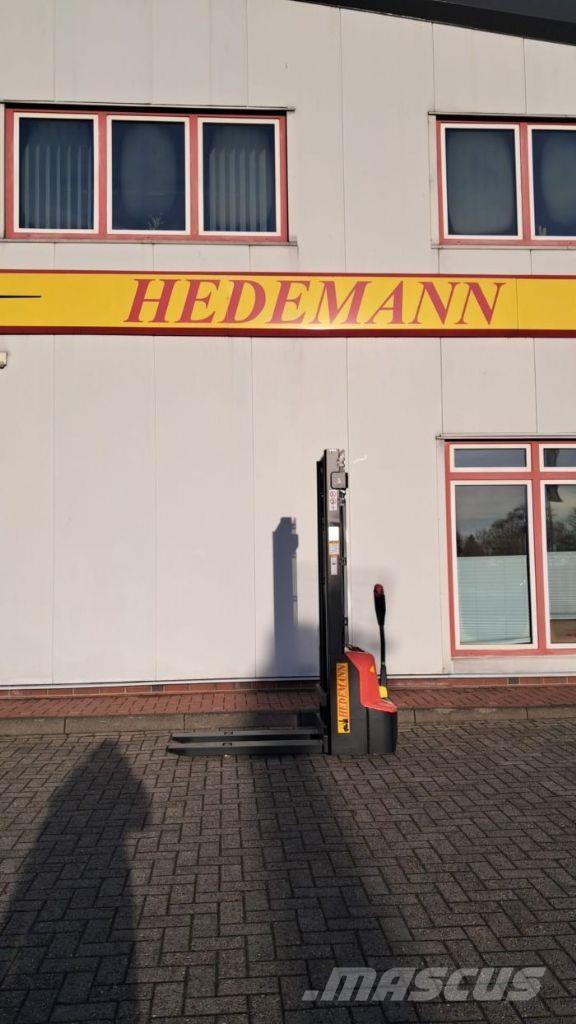 Noblelift PSE12N Gerbeur accompagnant