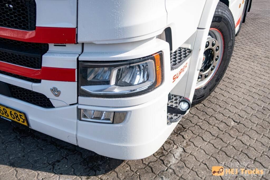 Scania R660 A6x2NB Tracteur routier