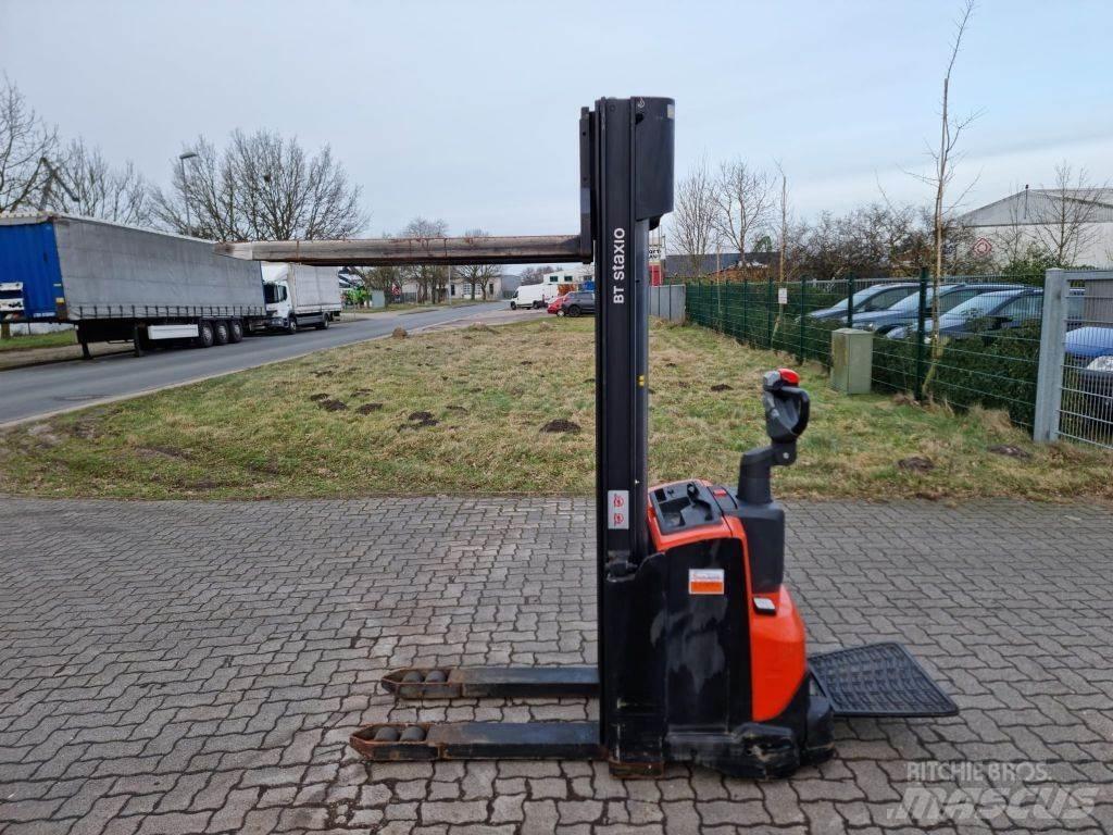 BT SWE120 Gerbeur accompagnant
