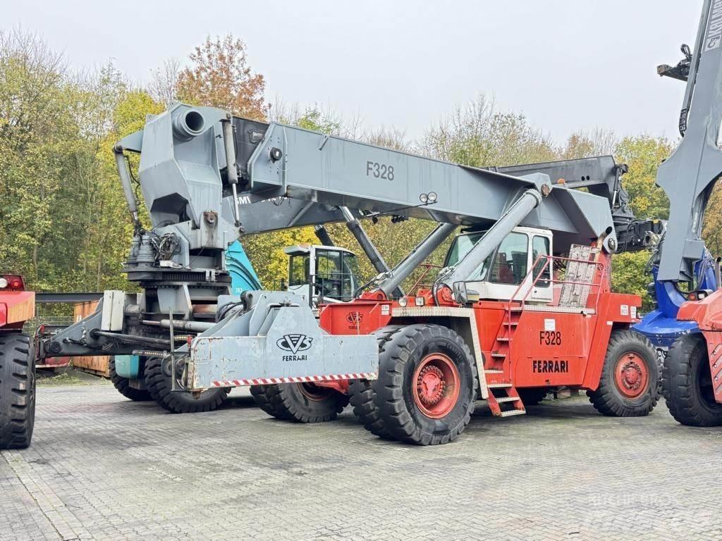 CVS Ferrari F328PB Reachstackers