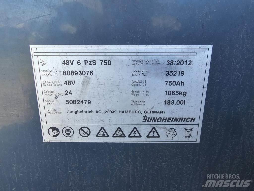 Jungheinrich EFG320 Chariots élévateurs électriques