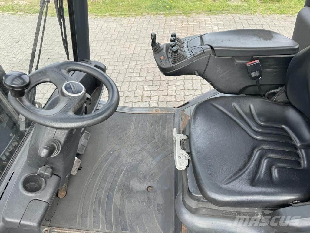 Linde H30D-02 Chariots diesel