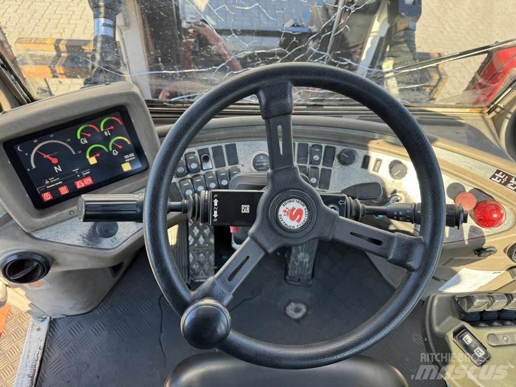 Svetruck 13.6-120-32 Chariots diesel