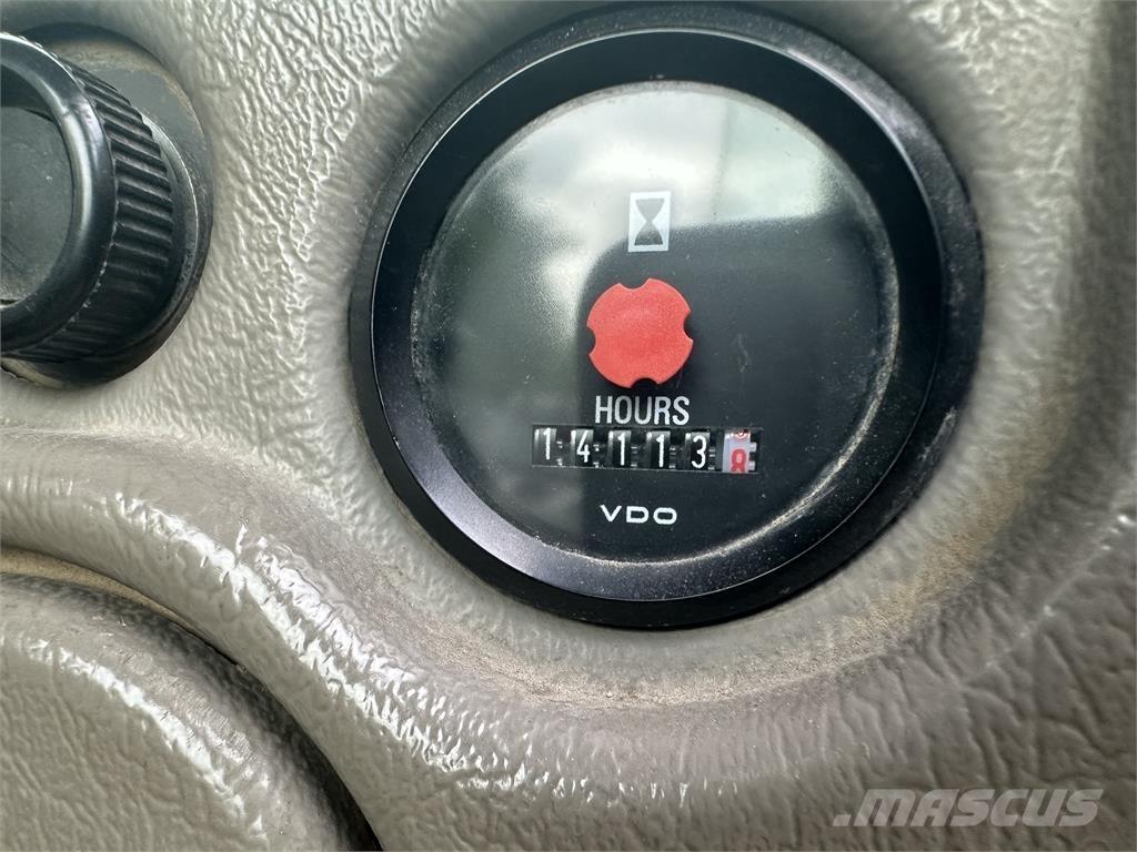 Volvo L120F Chargeuse sur pneus