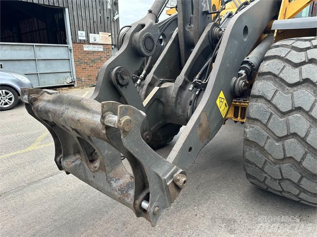 Volvo L120H Chargeuse sur pneus