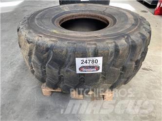  23.5xR25 Bridgestone dæk Pneus, roues et jantes