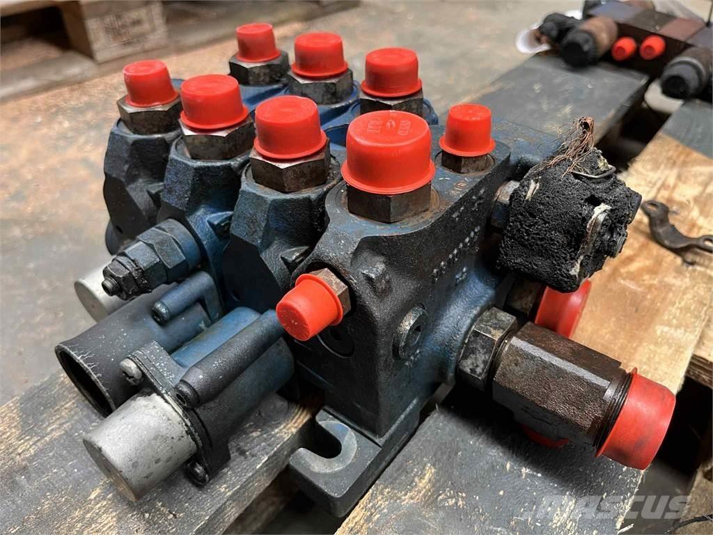 CASE 695SR hovedventil Hydraulique