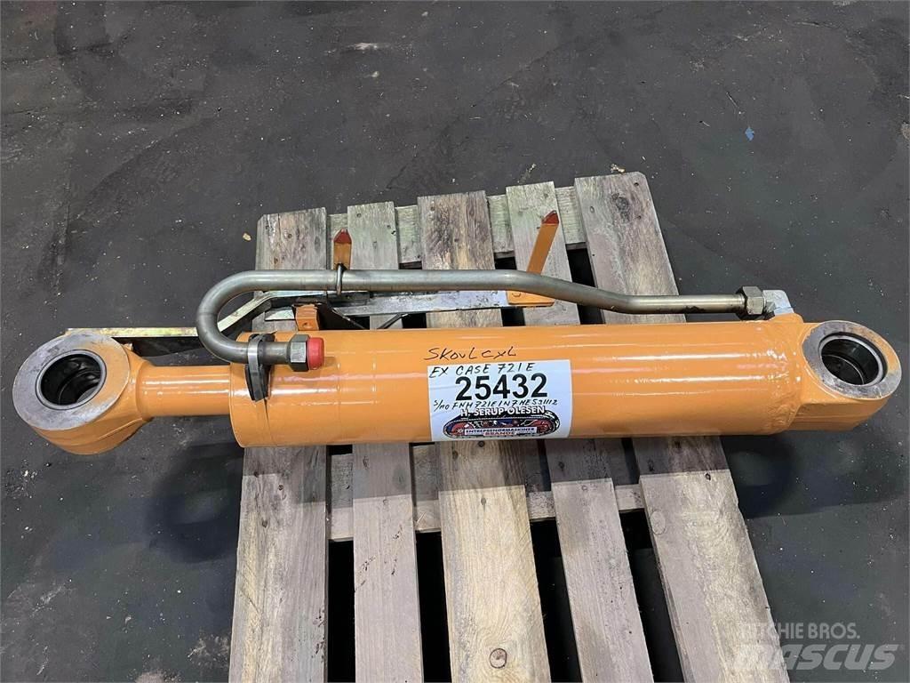 CASE 721E Skovlcylinder Hydraulique