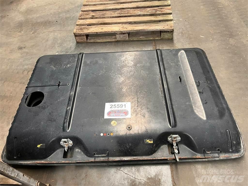 CAT 323D motorhjelm Autres accessoires