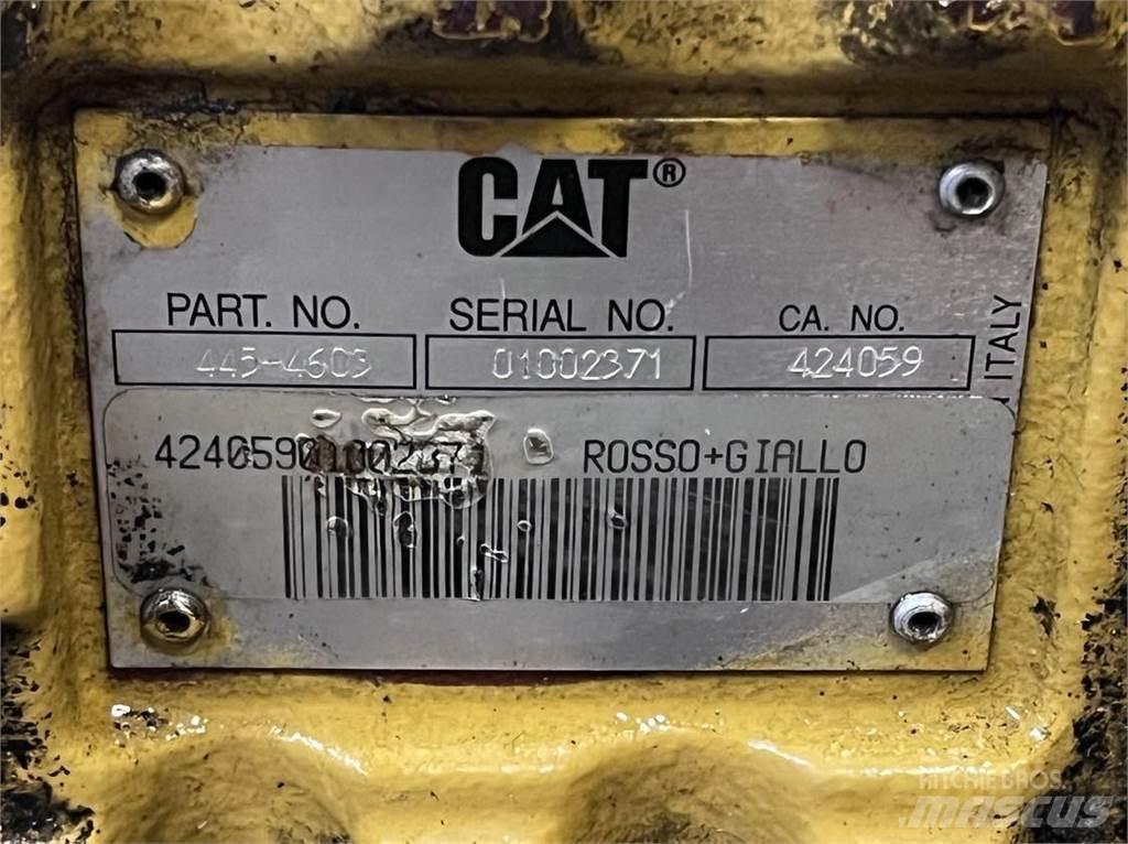 CAT 908M, Frontaksel Essieux