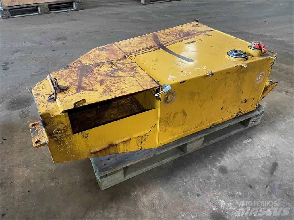  Dieseltank ex. Volvo A25 Autres accessoires