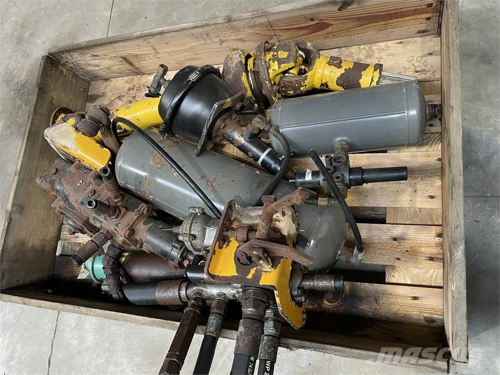  Diverse dele ex. Volvo A20 Hydraulique