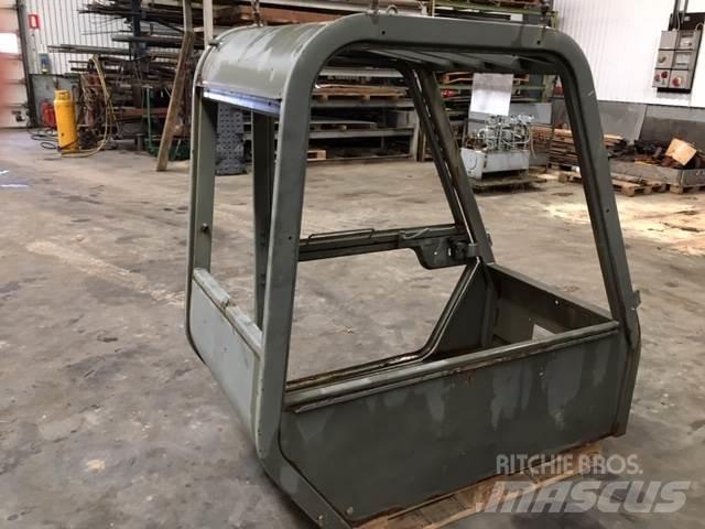  Førerhus ex. Manitou MT430 Autres accessoires