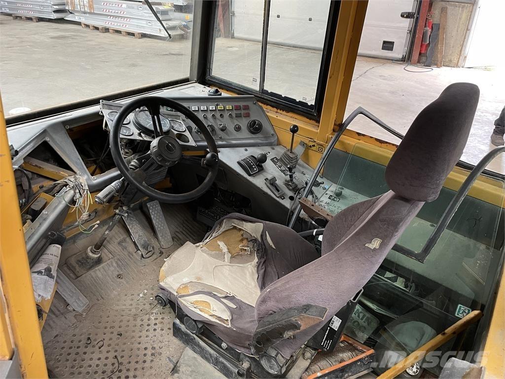  Førerhus ex. Volvo A25C Autres accessoires