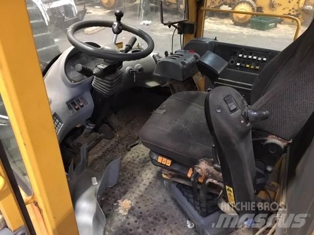  Førerhus ex. Volvo L180E Autres accessoires