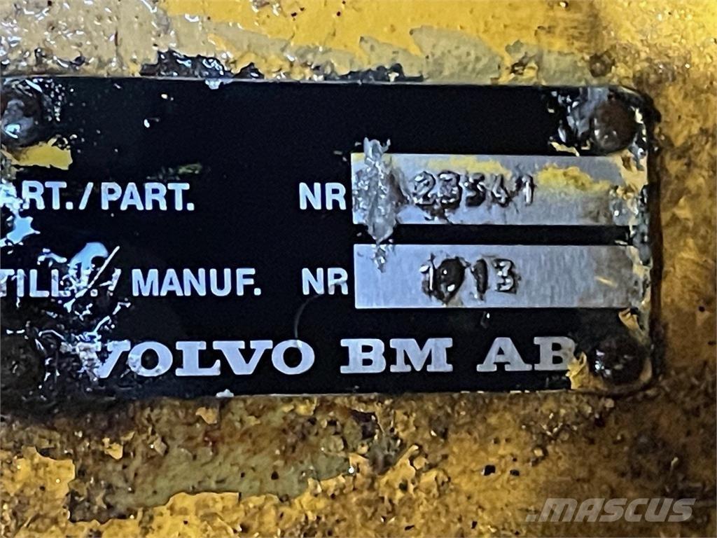  Frontaksel ex. Volvo 4400 Essieux