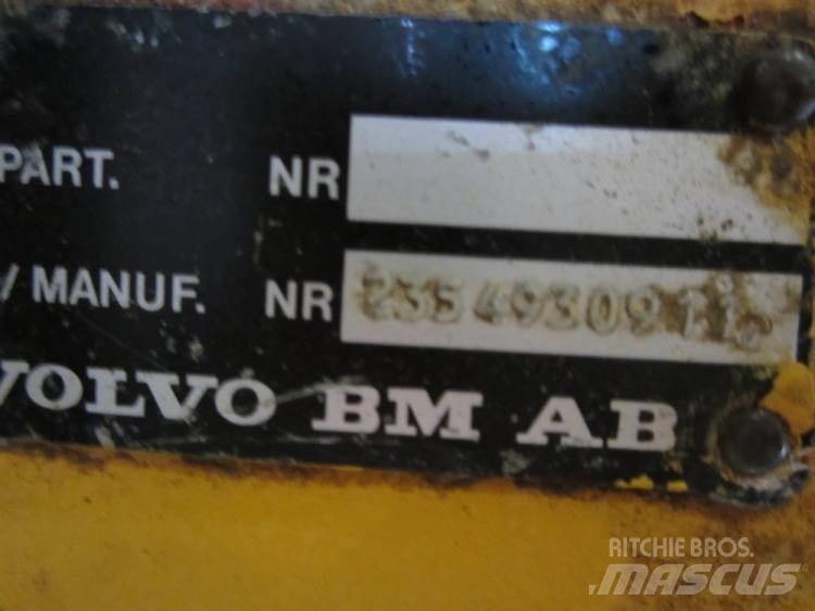  Frontaksel ex. Volvo A25C Essieux