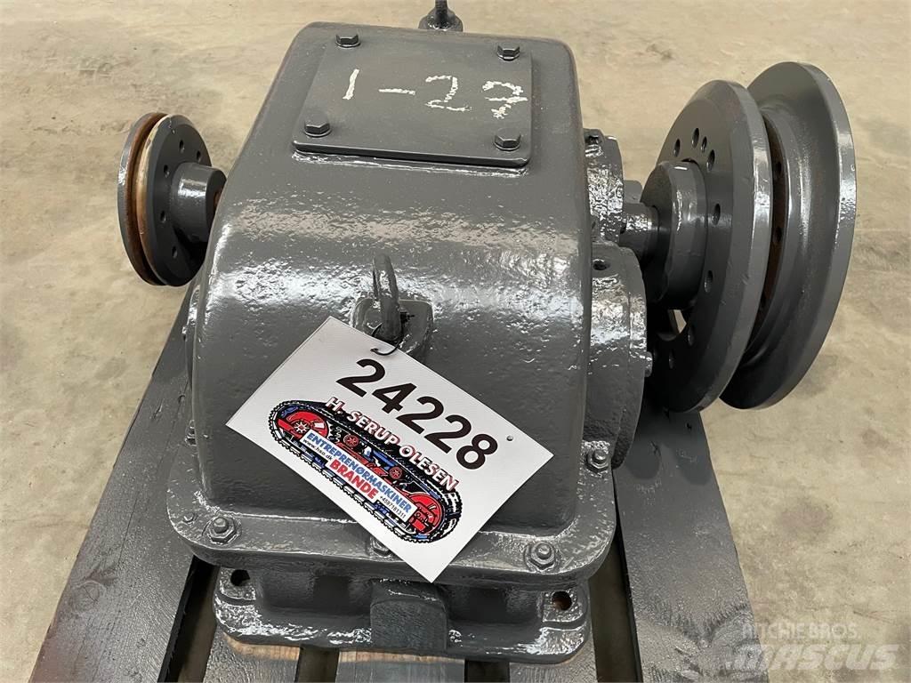  Gear - 1:27 Boîte de vitesse