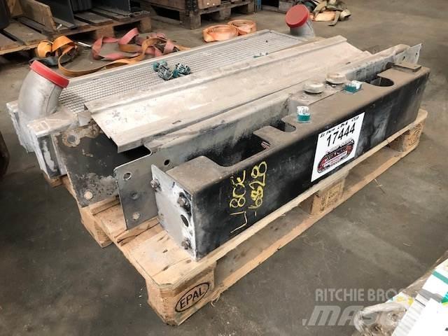  Intercooler ex. Volvo L180E Moteur