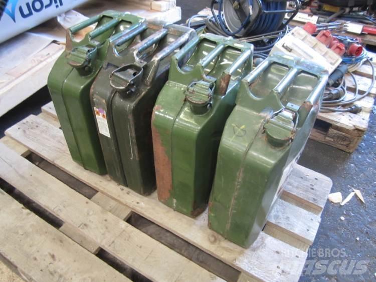  Jerrycans 20 Ltr. - 4 stk. Autres accessoires