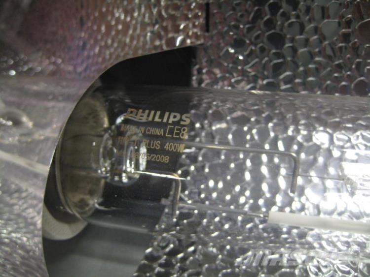  Lamper - 400W - 2 stk. Electronique