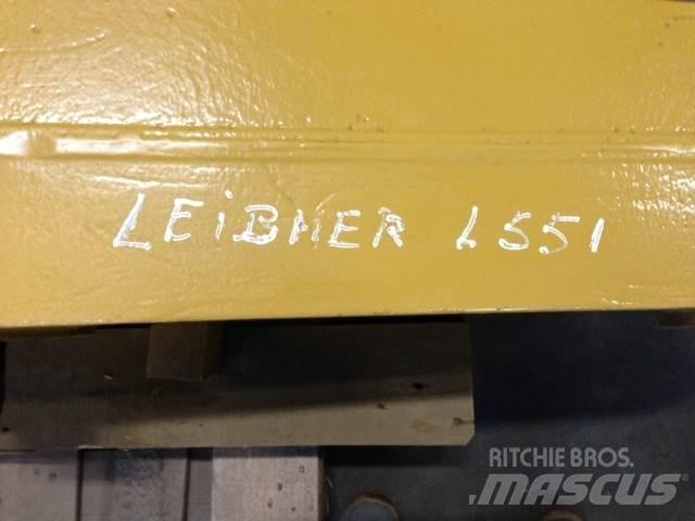Liebherr L551 Link Arm Autres accessoires