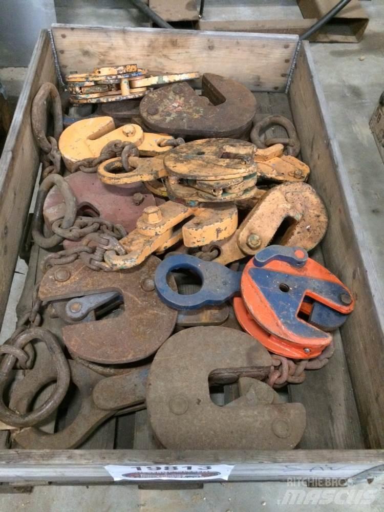  Pladeklør, diverse 1 palle Accessoires et pièces pour grue