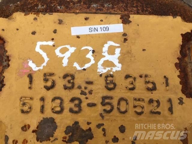  Rammeled ex. Cat 735 Dumper Autres accessoires