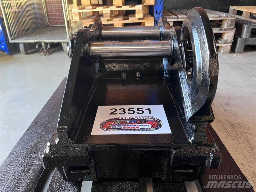  S70 Hydraulisk Hurtigskift Attache rapide pour godet