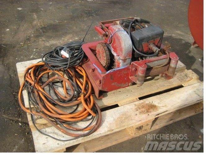  Spil - 24 volt Palans, treuils et monte-charge