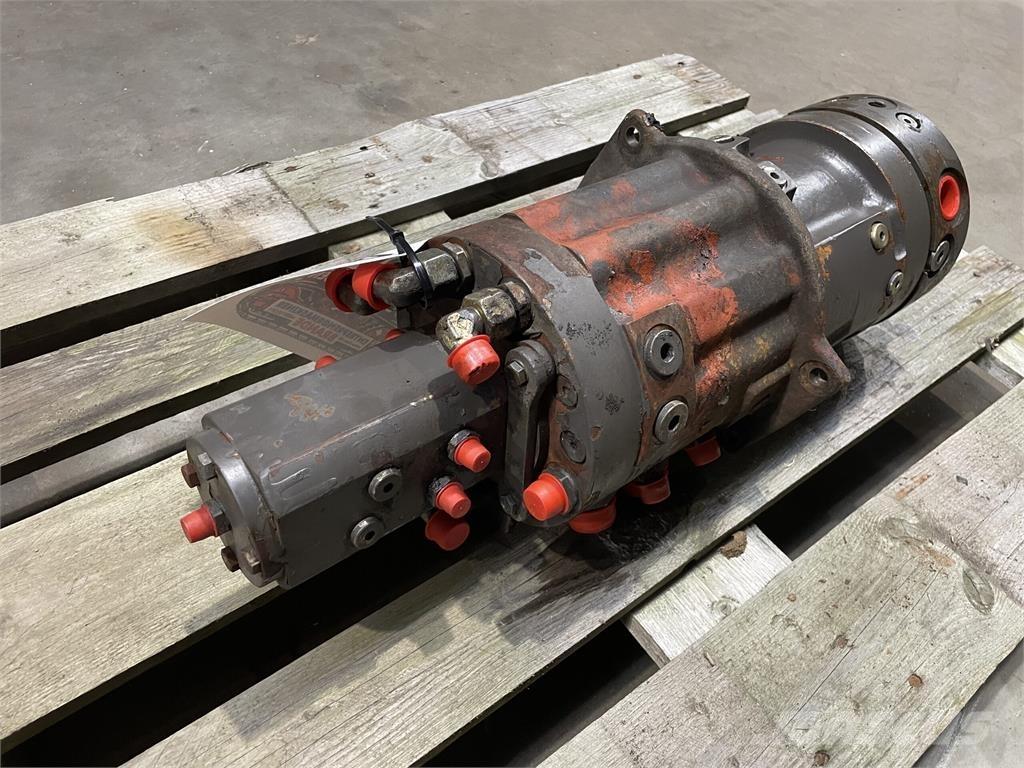  Svirvel ex. Volvo EW150 Hydraulique