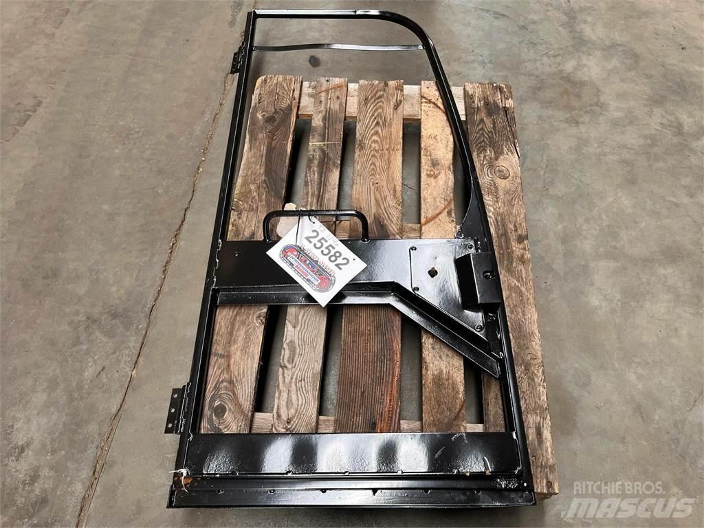 Takeuchi TB1140 dørramme Autres accessoires