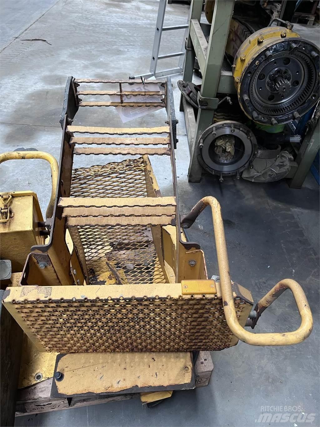  Trappe, Volvo L90E Autres accessoires