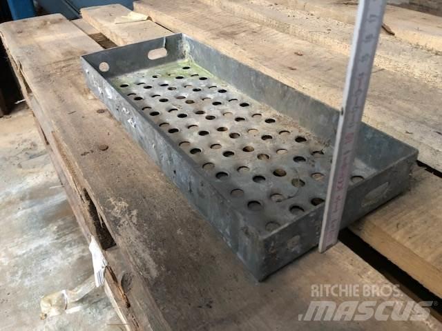  Trin, galvaniserede - 117 stk. Autres accessoires