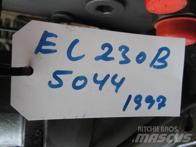 Volvo 230B Krøjegear Construction - Autres