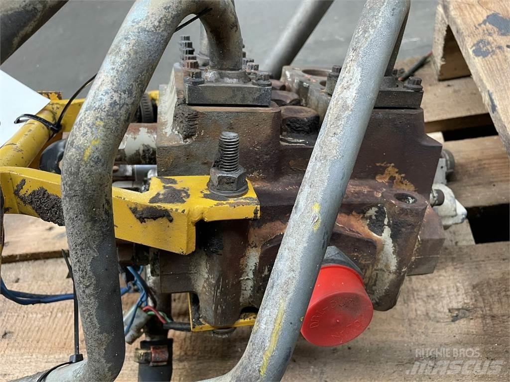 Volvo 4400 hovedventilblok Hydraulique