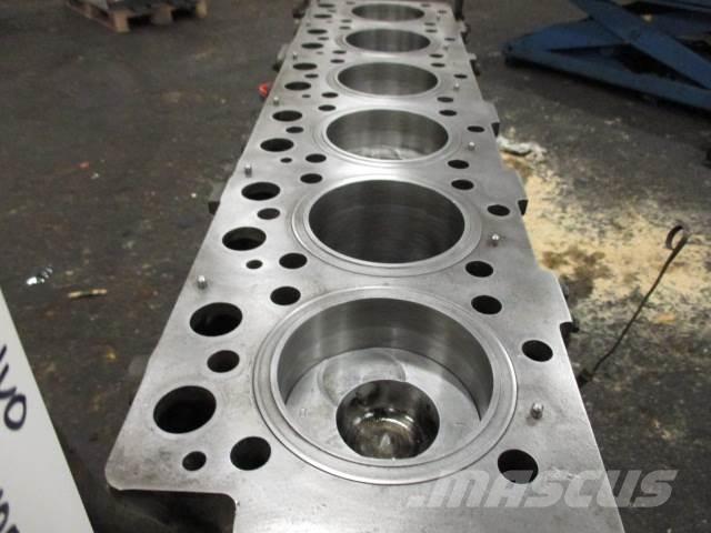 Volvo D100 short blok Moteur