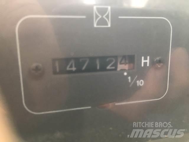 Volvo EC240LC til ophug Pelle sur chenilles