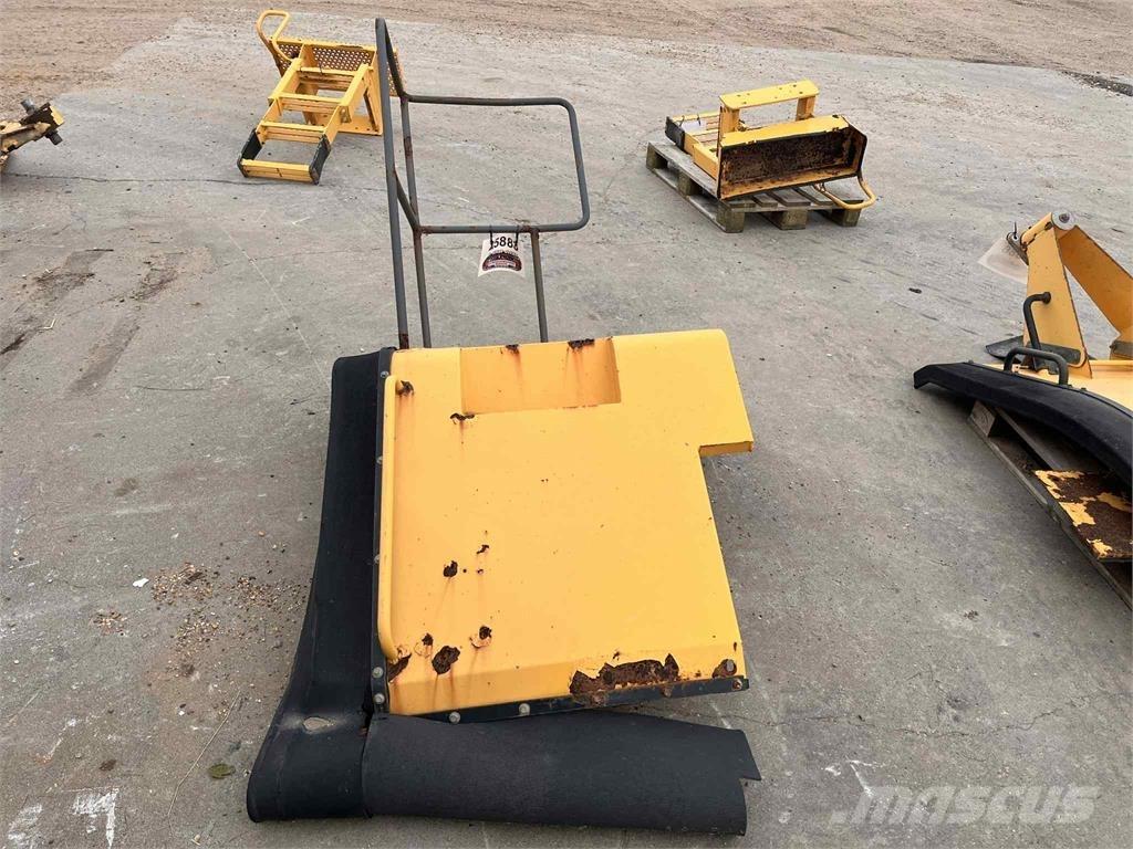 Volvo L220E højre bagskærm Autres accessoires