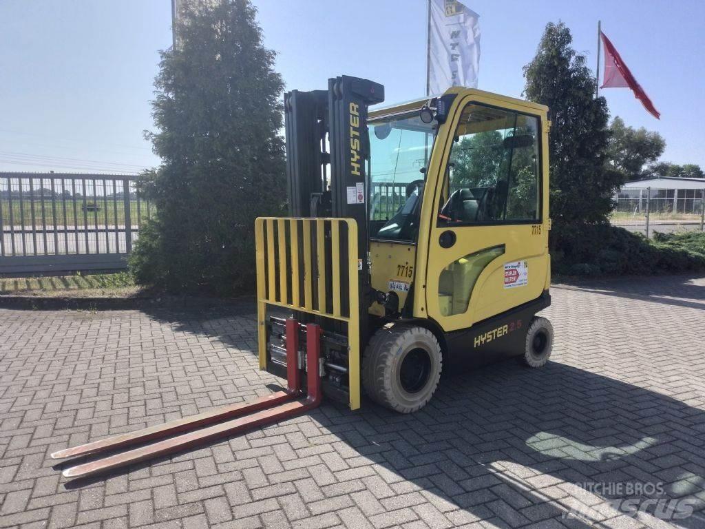 Hyster J2.5XN Chariots élévateurs électriques