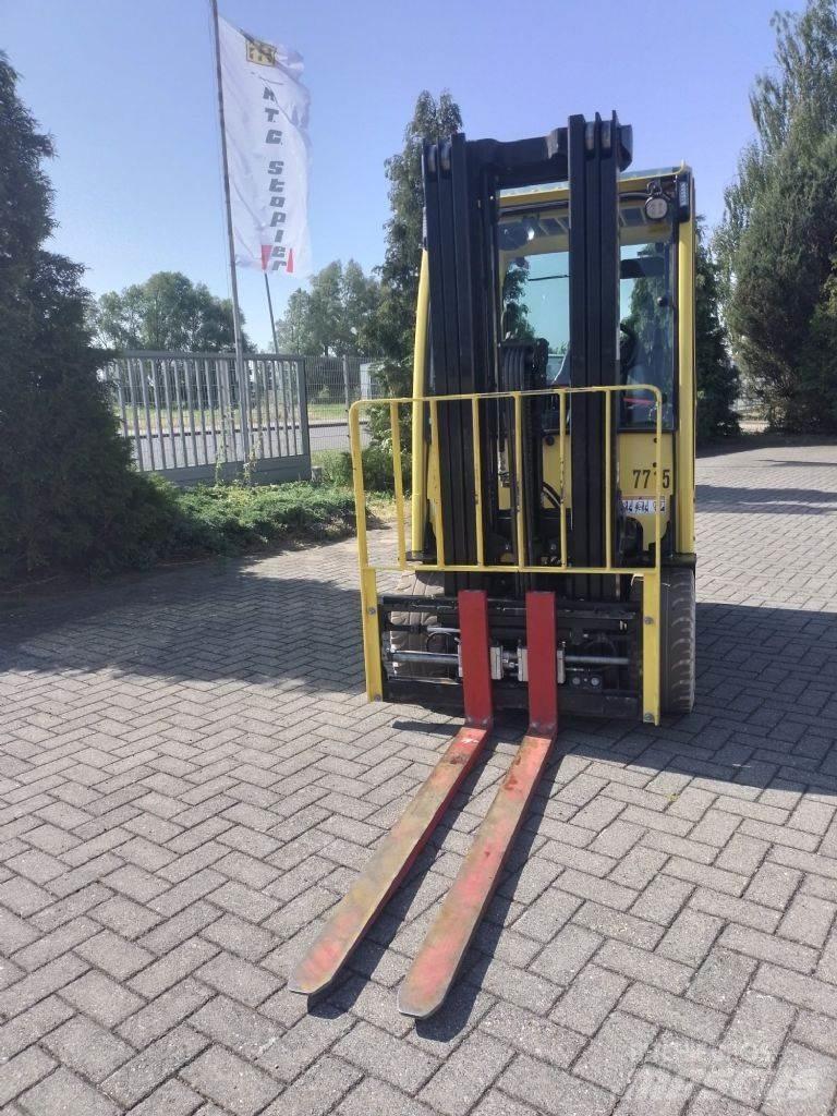 Hyster J2.5XN Chariots élévateurs électriques