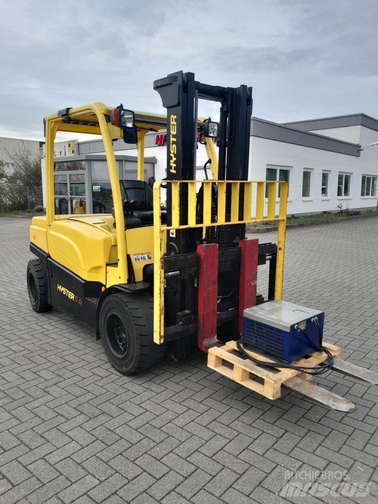 Hyster J5.0XN6 Chariots élévateurs électriques