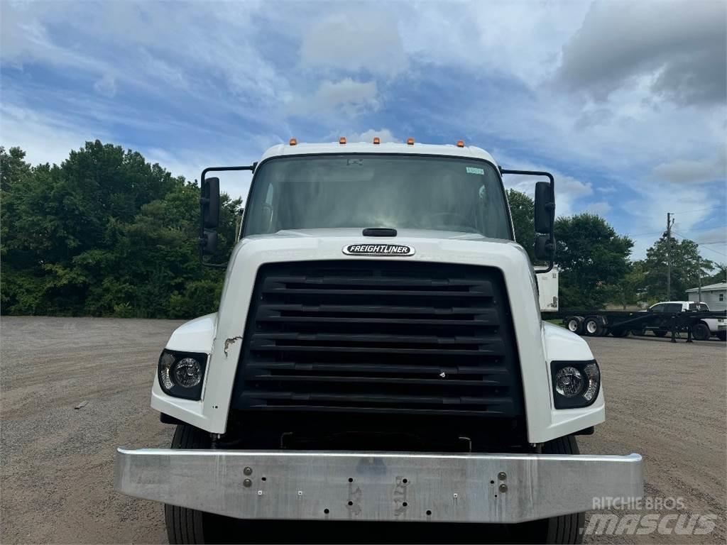 Freightliner 108SD Camions et véhicules municipaux