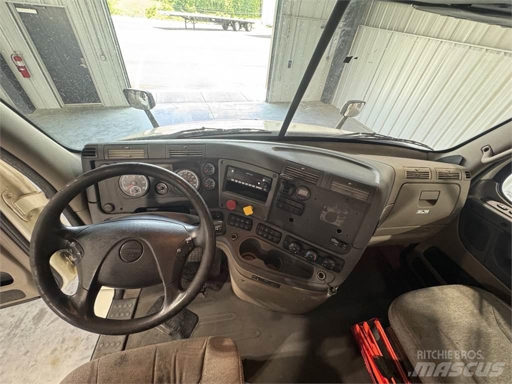Freightliner CA113 Tracteur routier
