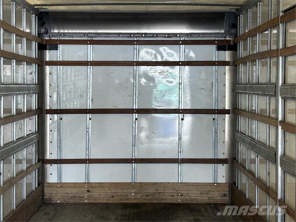 Freightliner M2 Camion Fourgon