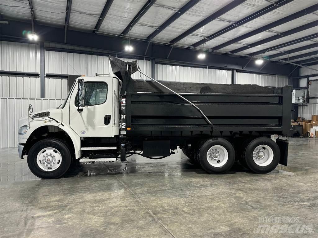 Freightliner M2 106 Camion benne
