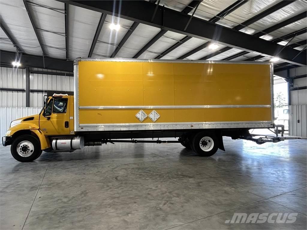 International 4300 Camion Fourgon