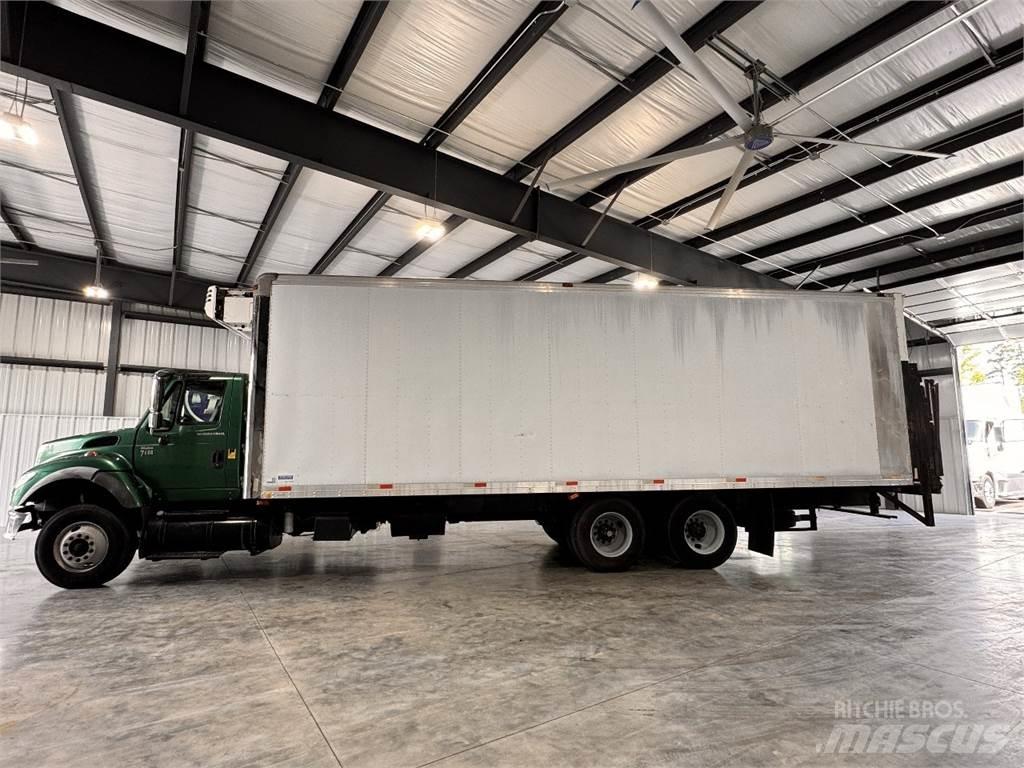 International 7600 Camion frigorifique