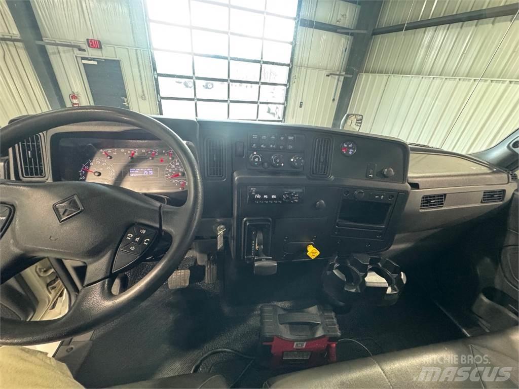International MV607 Camion Fourgon